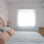 Ii Cozy & Modern Ayr
