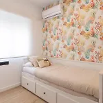 Ii Cozy & Modern Ayr 아파트